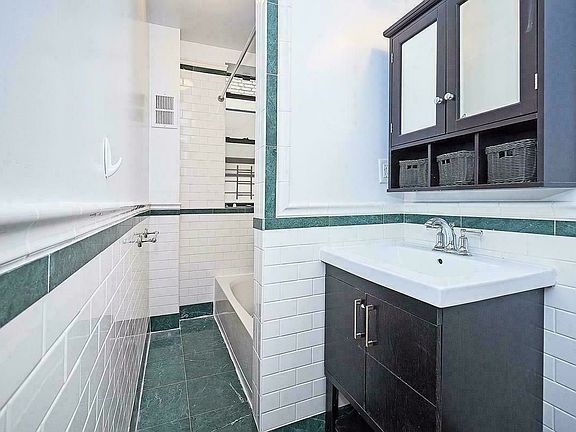 5th image of 643 W 171st St APT 35
