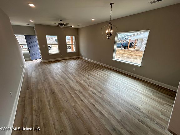 4th image of 7203 Hickory Hollow Rd