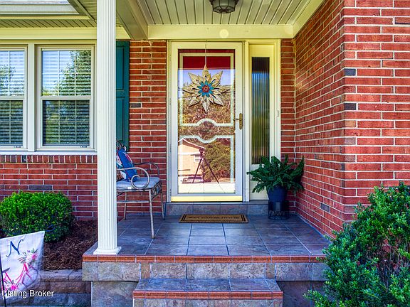 3rd image of 3713 Iron Horse Way