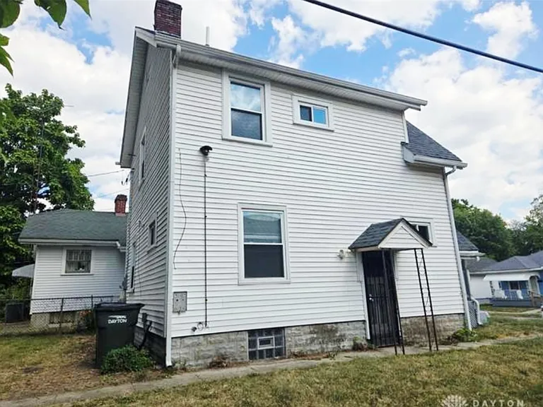 493 S Kilmer St — Photo 2