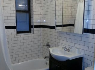 3047 29th St APT 6, Astoria, NY 11102