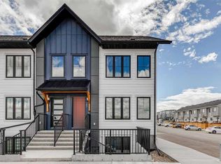 40 N Livingston Parade NE #202, Calgary, AB T4B 3P6