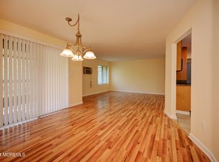 94 Arrowood Rd UNIT G, Manalapan, NJ 07726