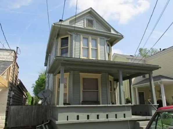 512 10th St, Moundsville, WV 26041