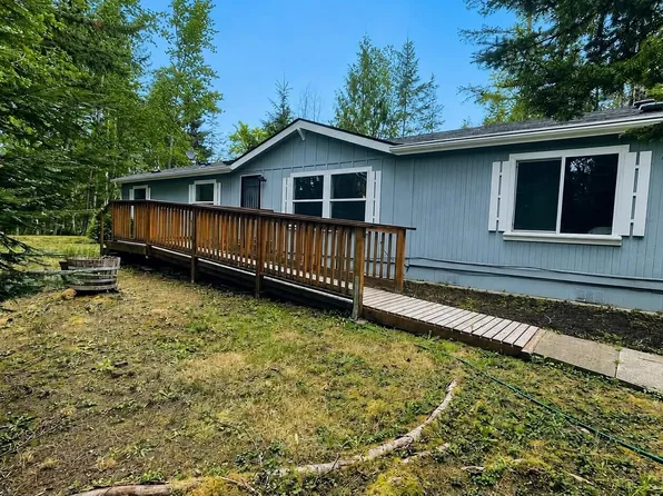 71 E Richardson Road, Belfair, WA 98528