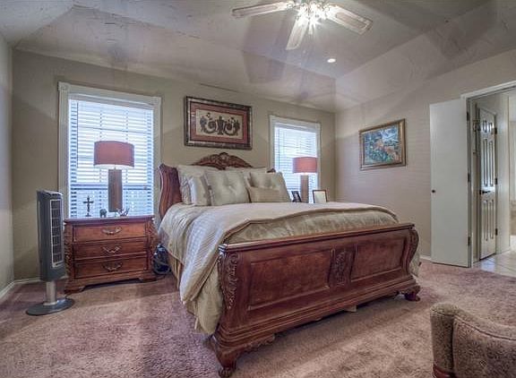 4th image of 2456 Stonegate Dr N