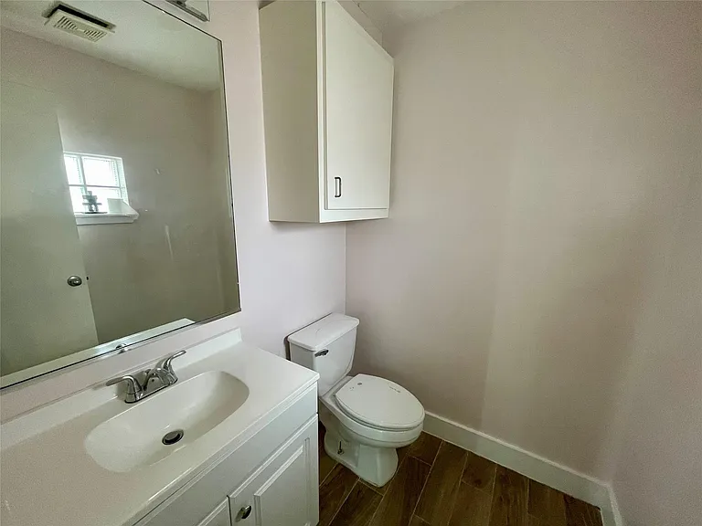 5901 Fairdale Ln #4 — Photo 11
