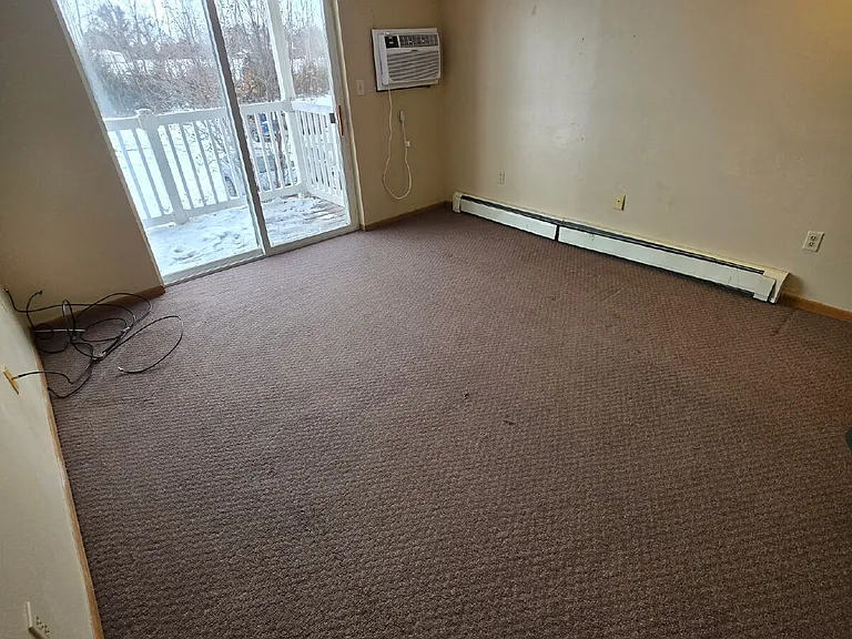 410 13th Ave NW #27 — Photo 6