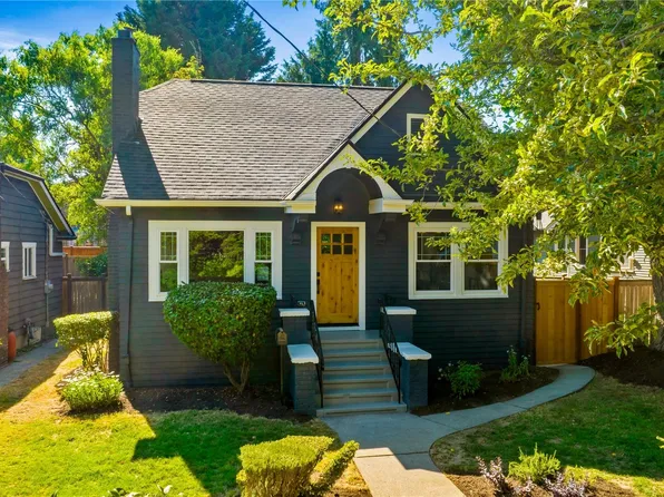 3221 36th Avenue S, Seattle, WA 98144