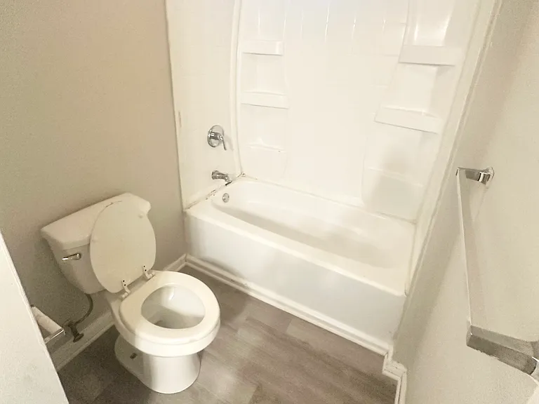 538 Gregory St #1 — Photo 8