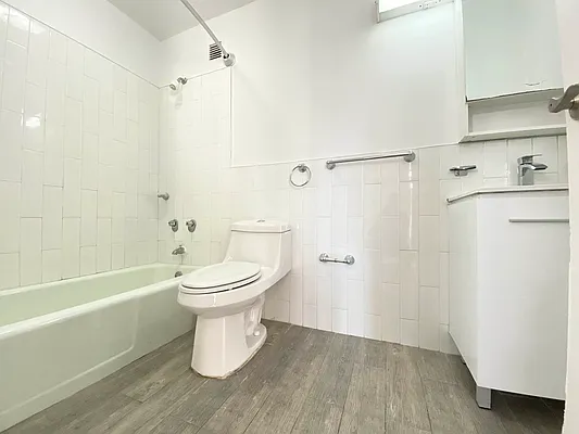 Rented by Bruma Realty LLC | media 22