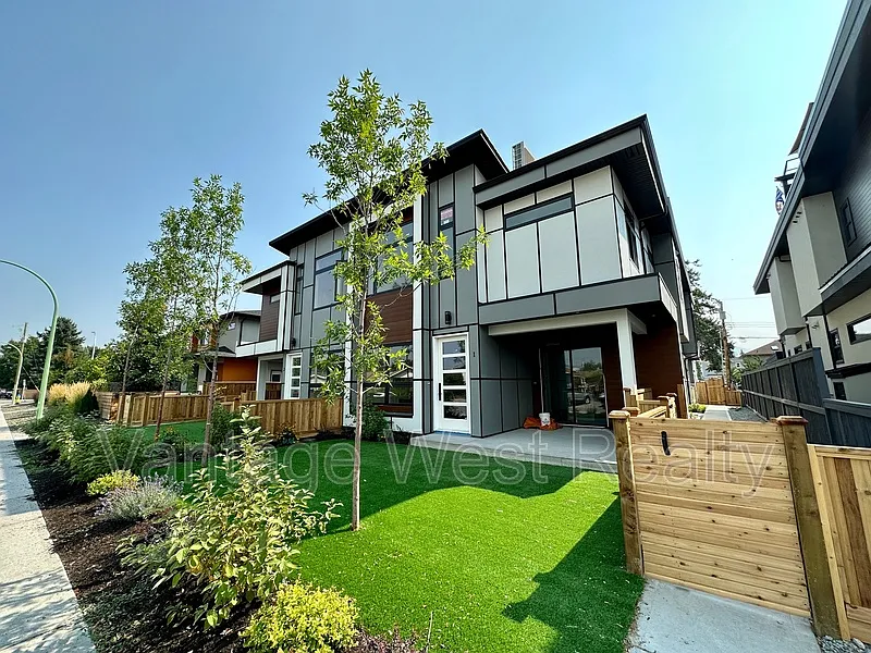 867 Morrison Ave #1