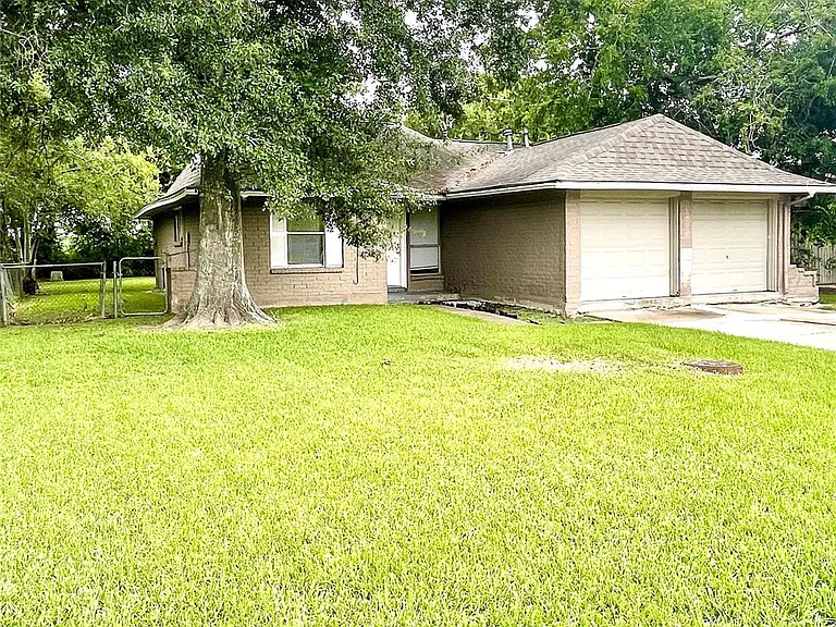 11906 Binghampton Dr — Photo 3