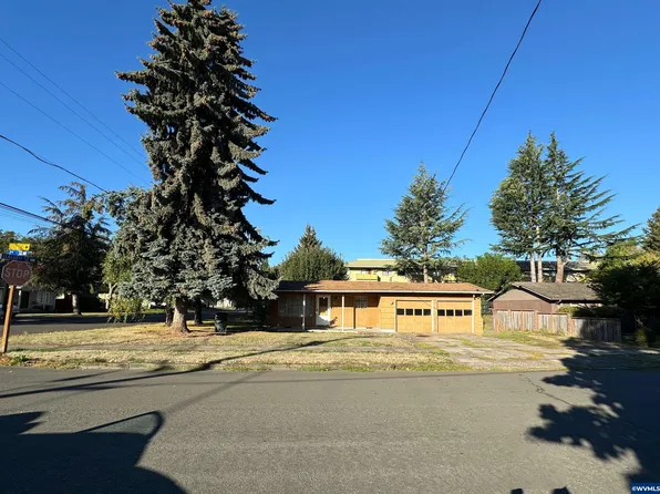 5203 7th Ave NE, Keizer, OR 97303