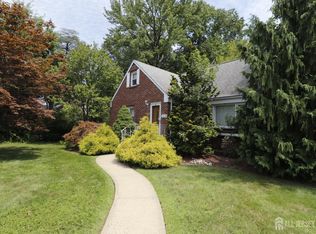 50 Clover Ave, Colonia, NJ 07067