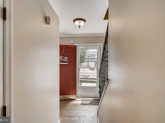 4th image of 316 Hunter Chase Ct