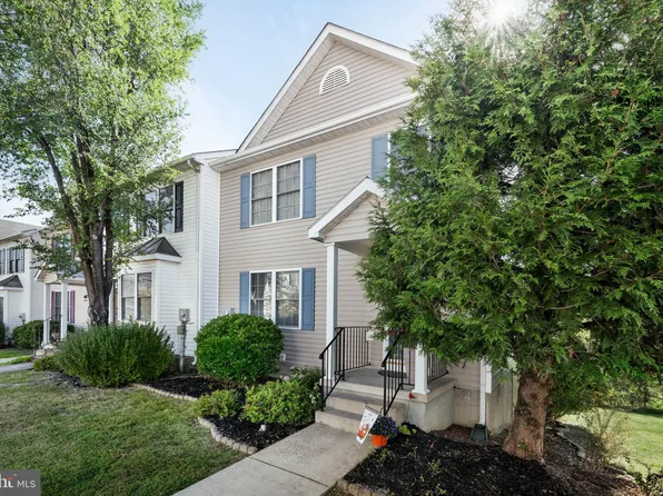 123 Whirlwind Dr, Winchester, VA 22602