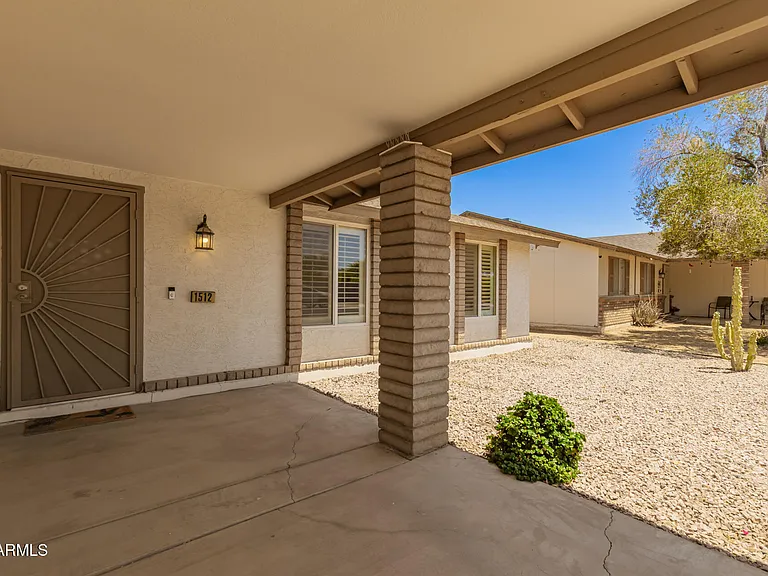 1512 W Mariposa Dr — Photo 3