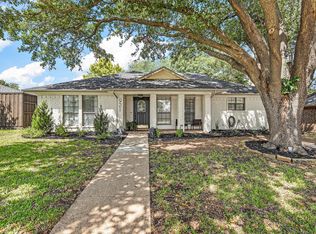 921 Simon Dr, Plano, TX 75025