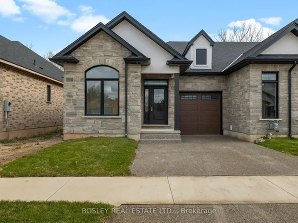 510 Royal Ridge Dr, Fort Erie, ON L0S 1N0