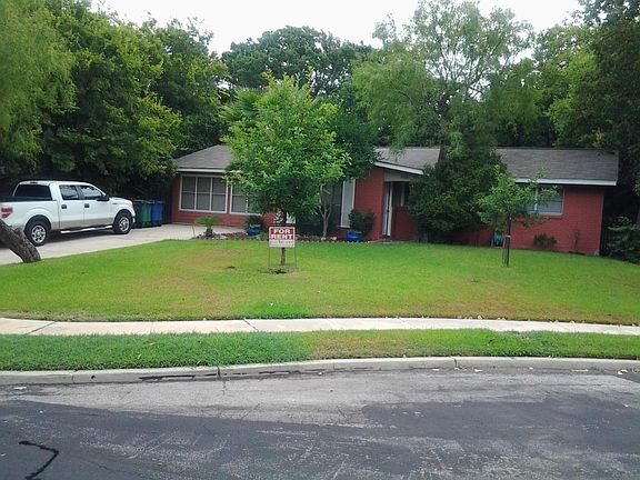 Large Green Front Yard