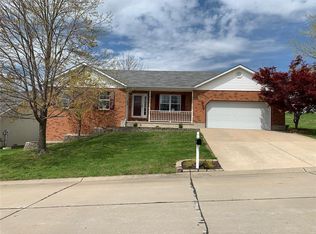 2107 Martina Dr, Washington, MO 63090