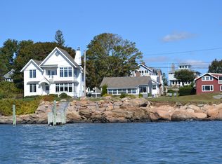 688 Mulberry Point Rd, Guilford, CT 06437