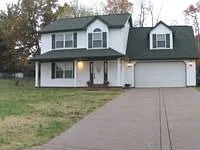 915 Rueger Dr photo 1