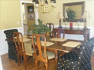 5th image of 225 Jeffrey Dr