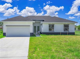 1110 Lee Ave N, Lehigh Acres, FL 33972