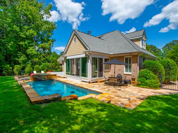 109 Forked Pine Ct, Chapel Hill, NC 27517