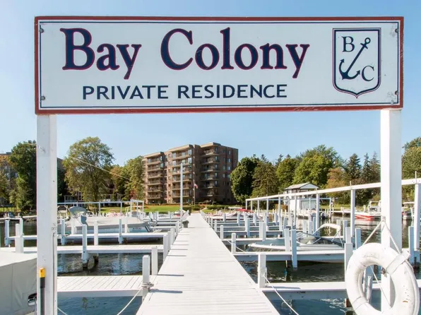 9 South Walworth AVENUE #202, Williams Bay, WI 53191