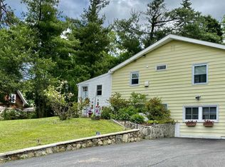 3528 Gomer St, Yorktown Heights, NY 10598