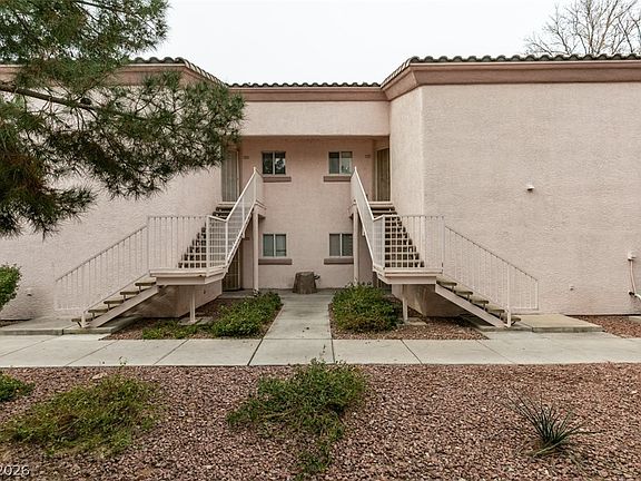4th image of 4555 E Sahara Ave Unit 155