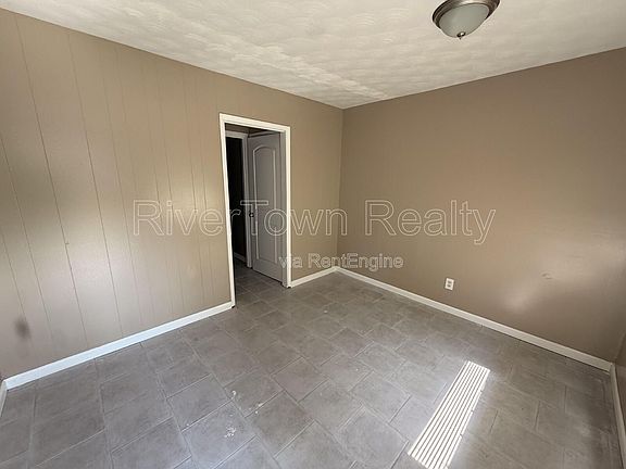 2nd image of 3692 Irma St