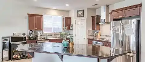 3521 Lansing Ave — Photo 5