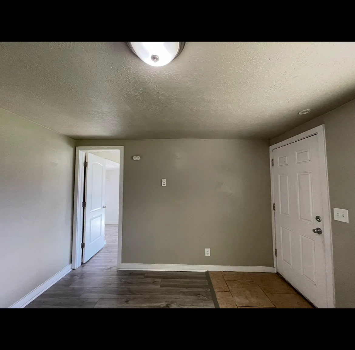 1 bed, 986 sqft, $850 — Photo 3