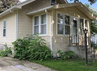 527 4th Ave SE, Oelwein, IA 50662