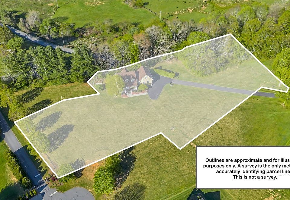 1st image of 153 Knollview Place