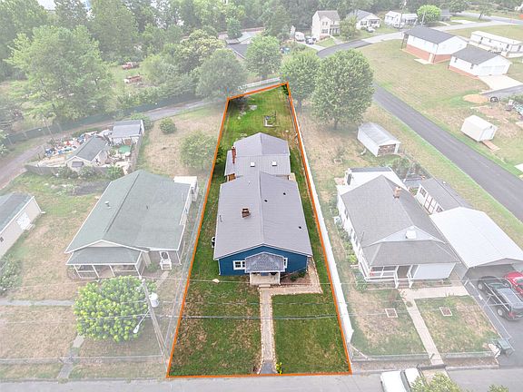 2nd image of 1433 Harding Ave