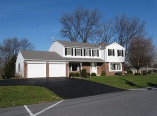 501 W Vine St, Fleetwood, PA 19522