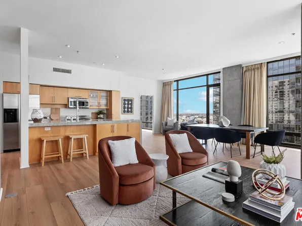 1111 S Grand Ave APT 1201, Los Angeles, CA 90015