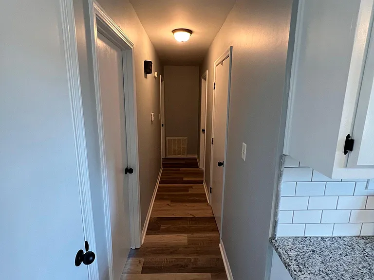 407 Knobview Dr — Photo 7