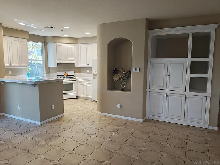 103 Trilogy St — Photo 1