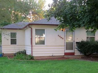 1205 S Gary Dr, Sioux Falls, SD 57103