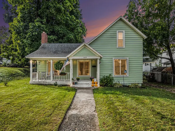 109 E Isabelle St, Belding, MI 48809