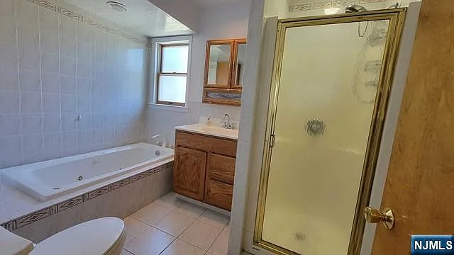 426 Grace Ave — Photo 6