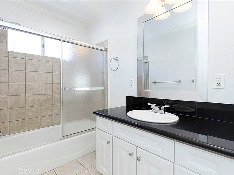 10531 Greenburn Ave — Photo 32