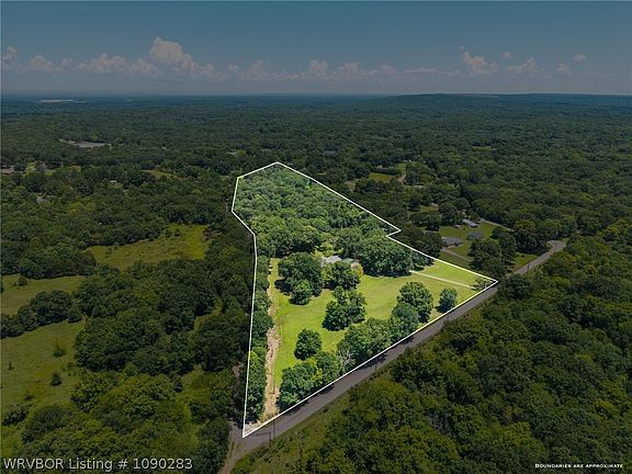 4th image of 2904 Hood Pond Loop