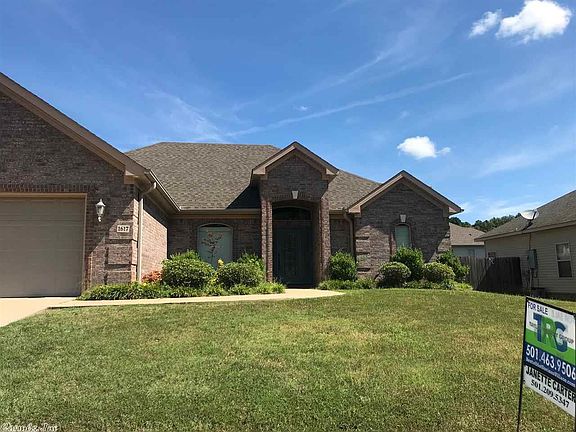 2nd image of 1617 White Oak Cir